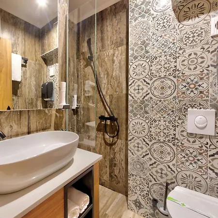 Sinan 3*