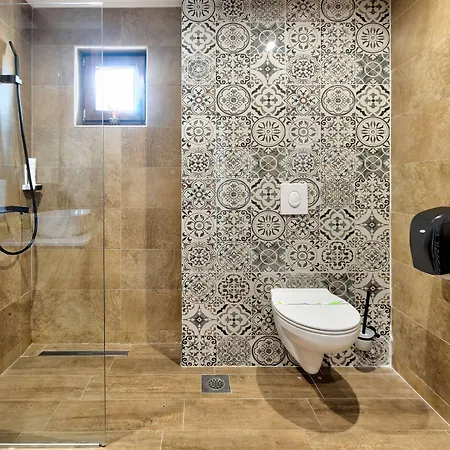 Sinan ホテル モスタル