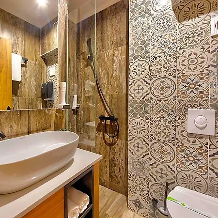 Sinan Hotel 3*