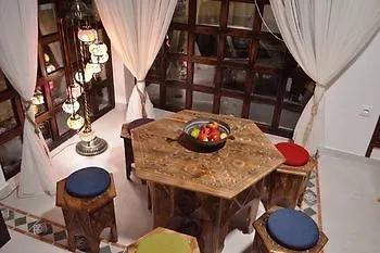 Sinan Hotel 3*